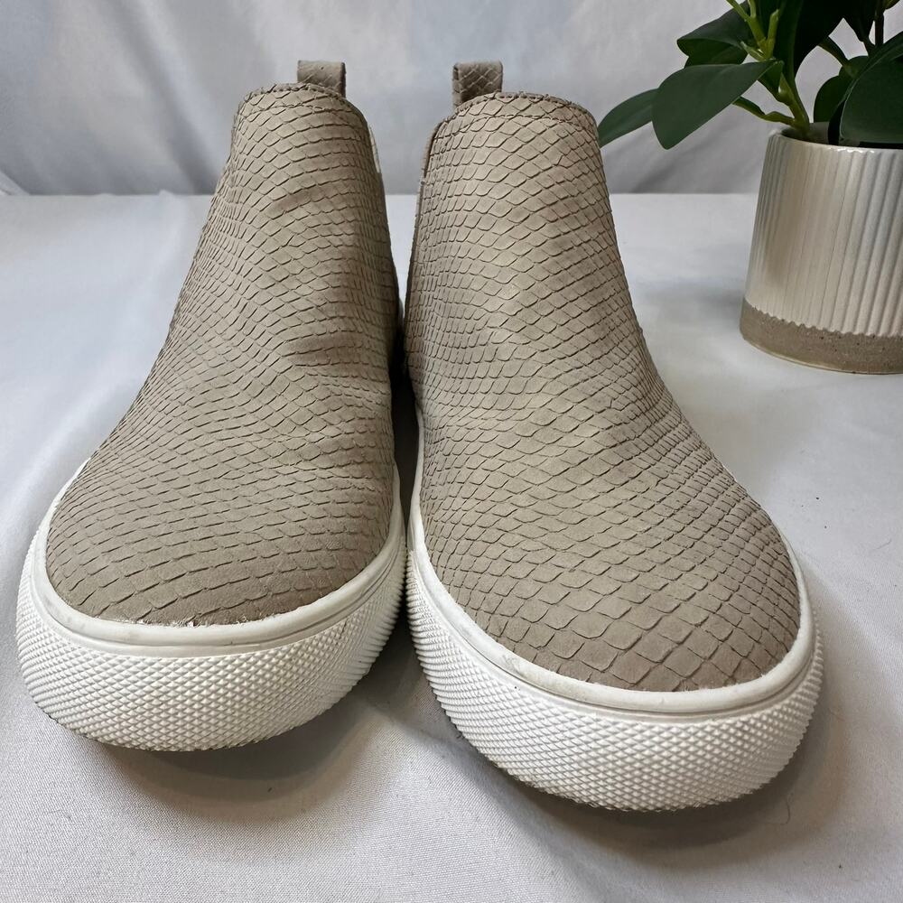 Report Neutral‎ Women's Beige Slip-on Sneakers Size 9 - Picture 2 of 6